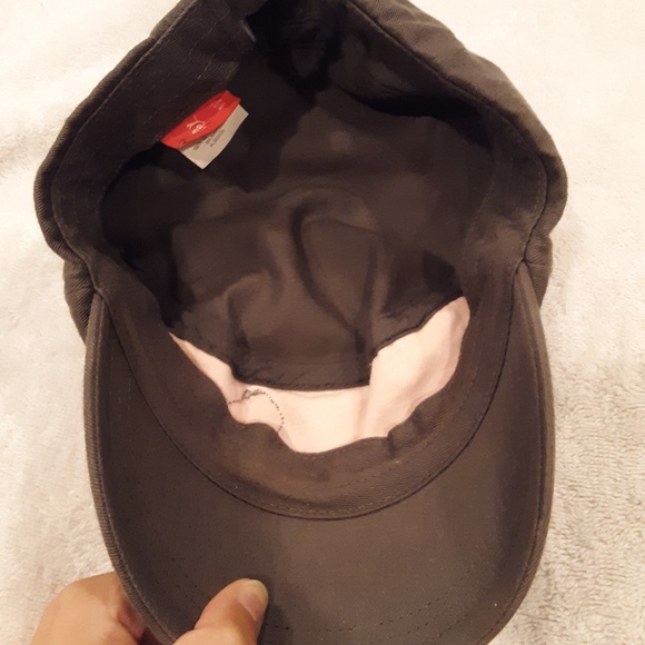 PUMA hat - Picture 4 of 4